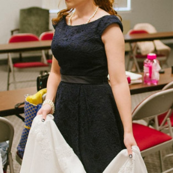 Morilee by Madeline Gardner Timeless Lace Navy Bridesmaid Dress Size 6 - Picture 4 of 5